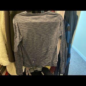 Lululemon long sleeve shirt